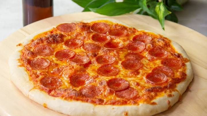 Pizza Pepperoni Familiar (8 Porciones)