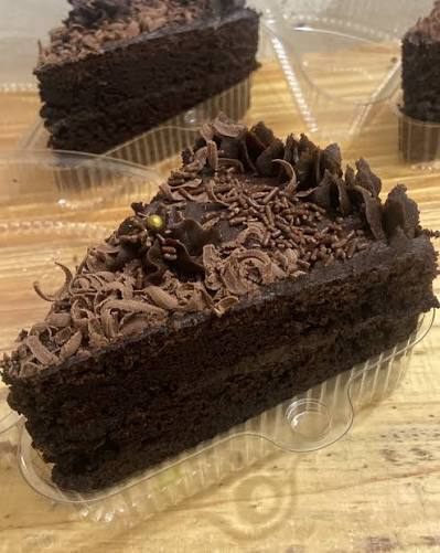 Porción de Torta de Chocolate Húmeda